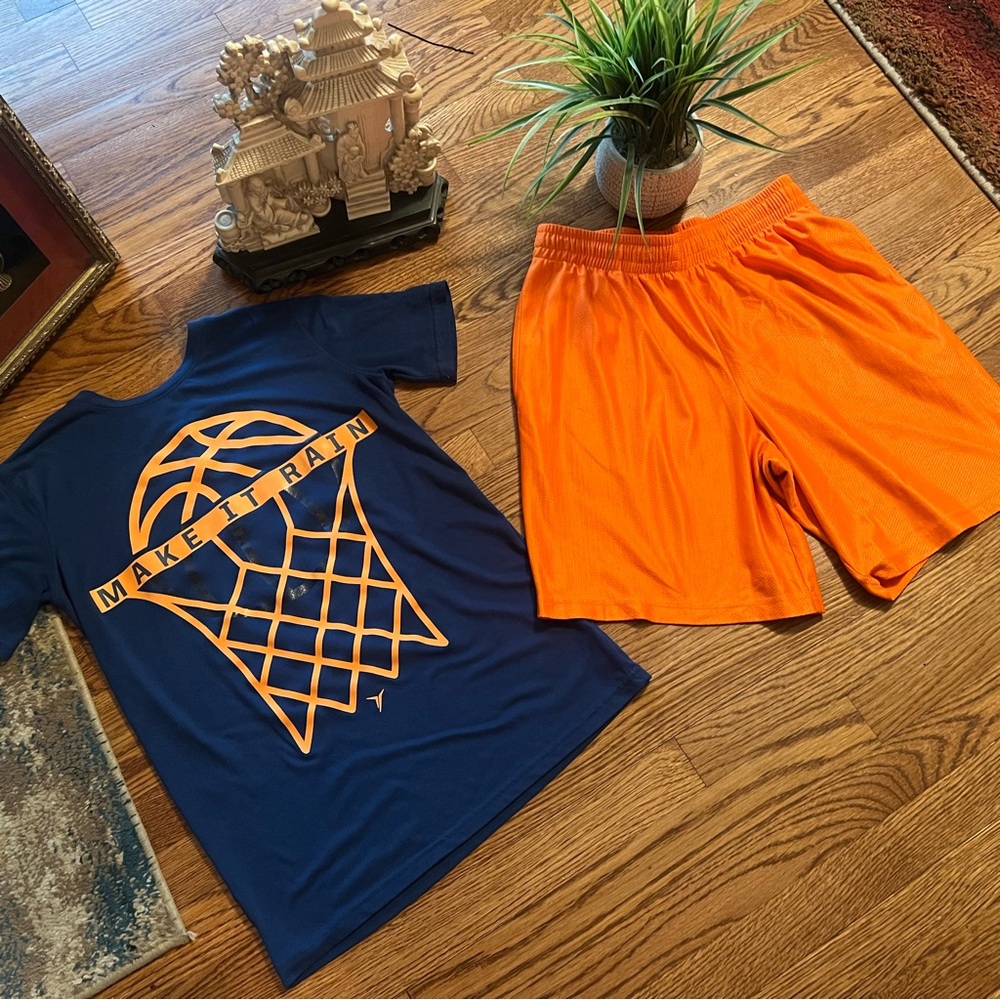 NY Knicks Colors Starter and Old Navy Basketball Shorts & Tee Men’s Sz Small EUC